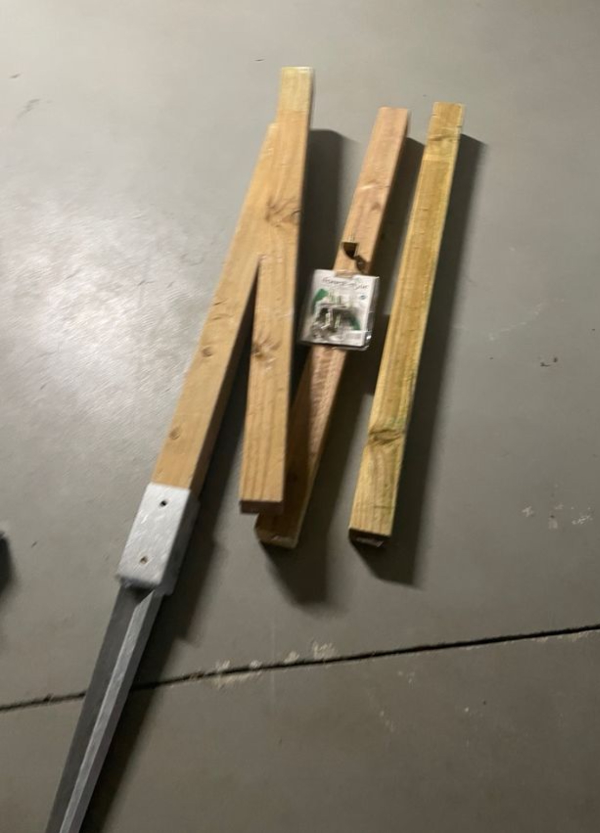 Postes de madera tratada 90cm